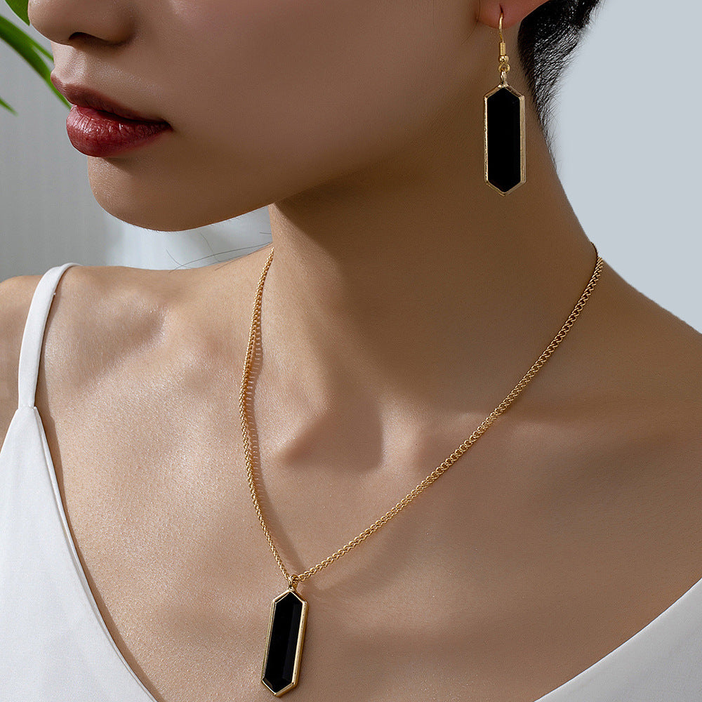 Trendy Geometric Square Vintage Minimalist Necklace and Earrings Set